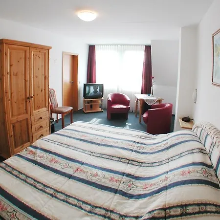 Hotel Restaurant Antrup 3*